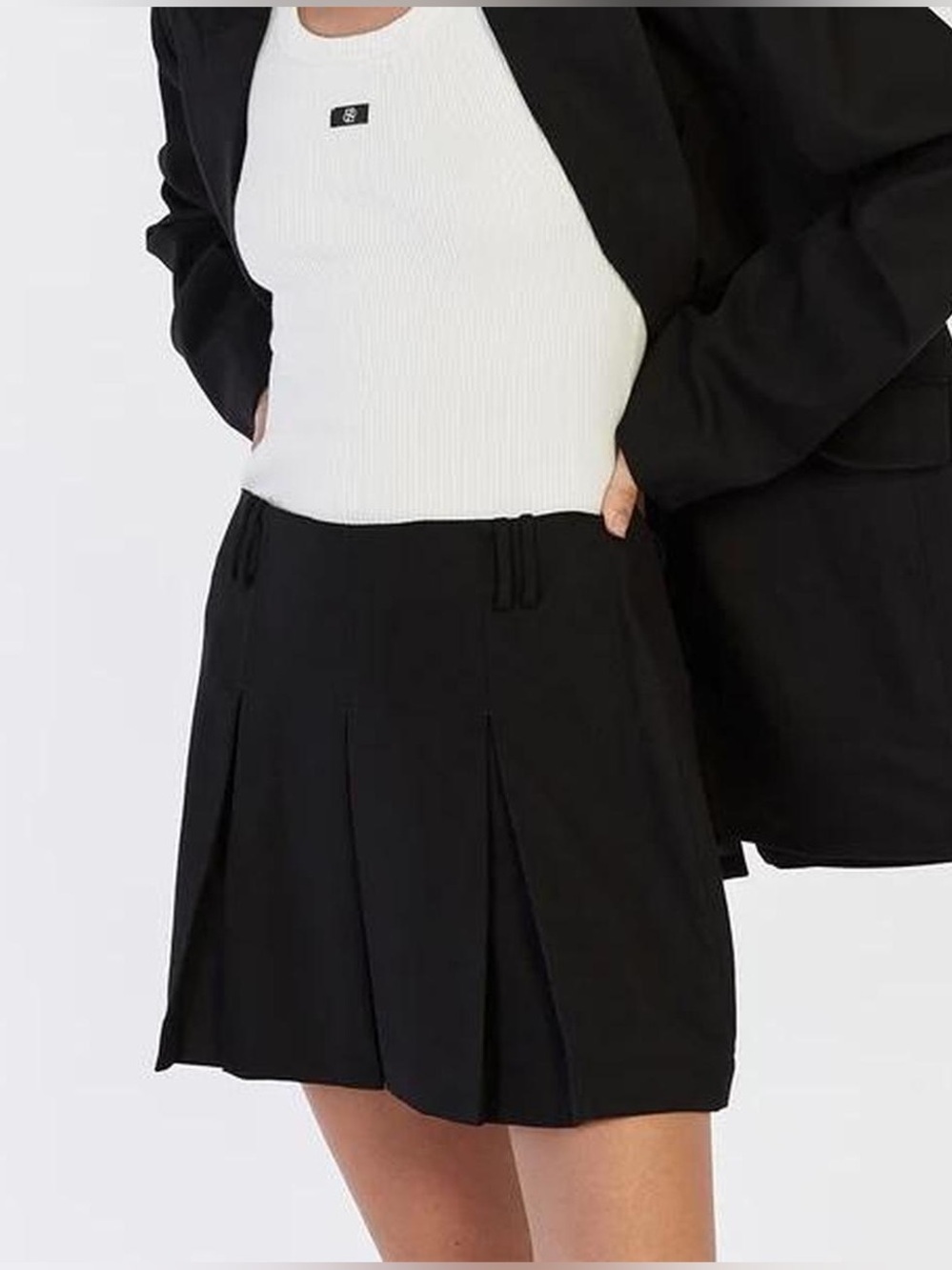 DISSH Bruna Black Pleated Mini Skirt Wool Blend Box Pleat Size US 6 AU 10